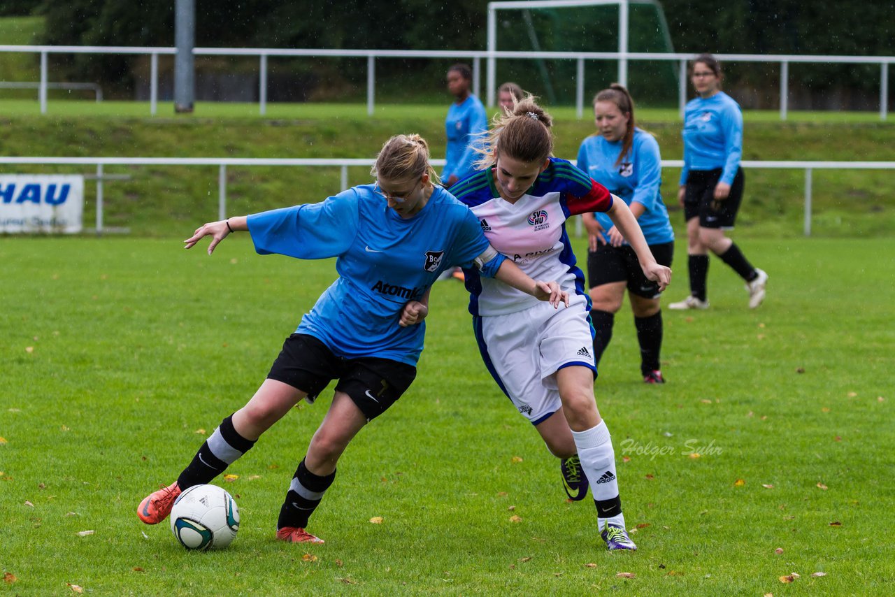 Bild 301 - B-Juniorinnen SV Henstedt Ulzburg - Frauen Bramfelder SV 3 : Ergebnis: 9:0